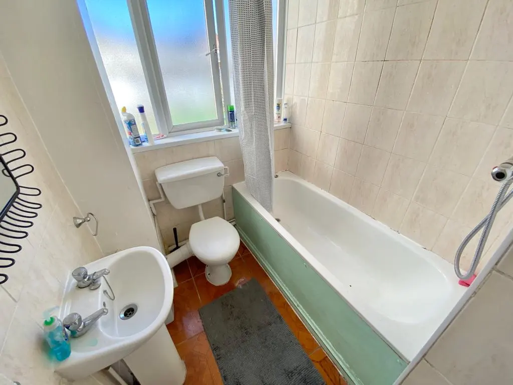 Double room near Oval